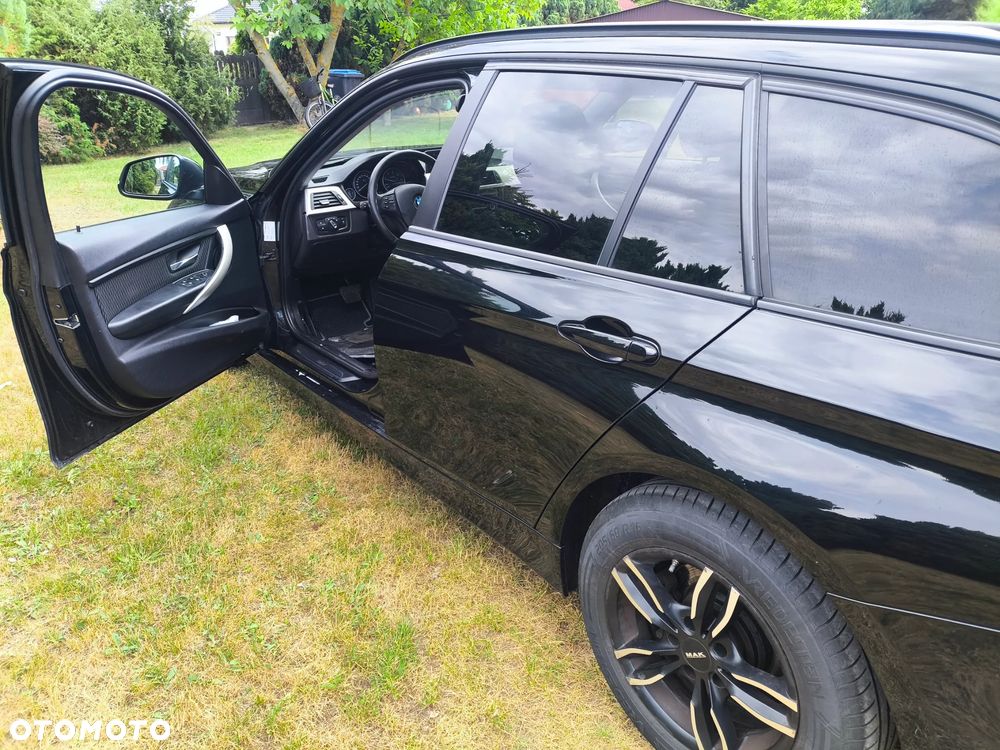 BMW Seria 3 320d - 4