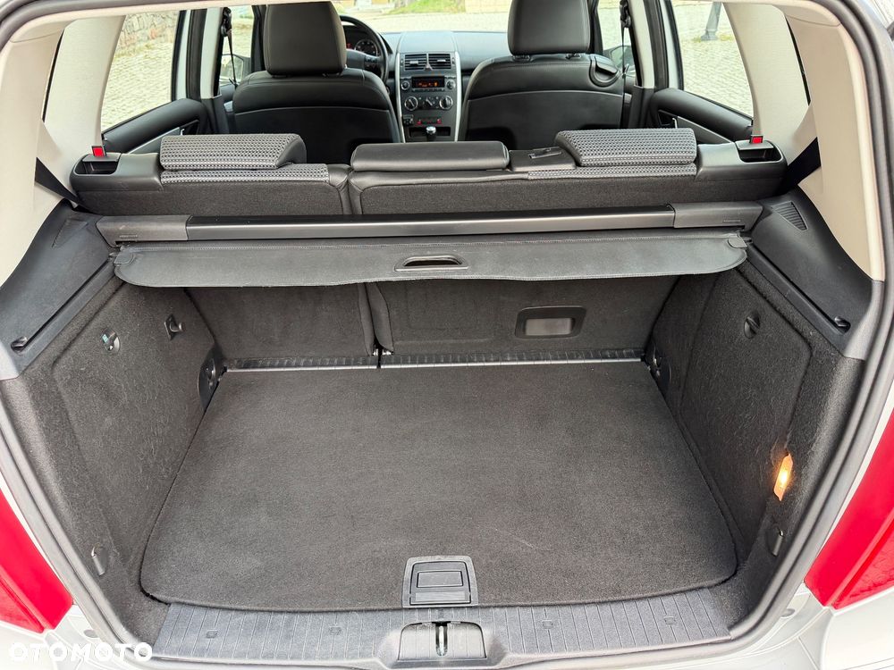 Mercedes-Benz Klasa A 150 Avantgarde Edition 10 - 24