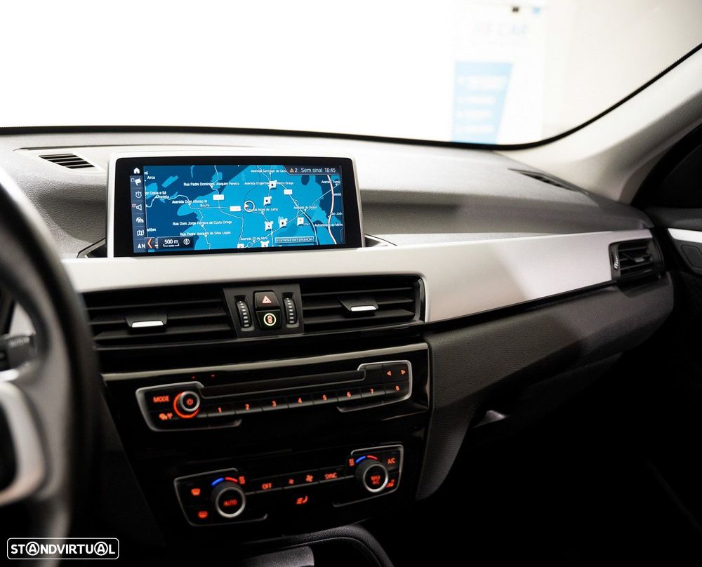 BMW X1 25 e xDrive Corporate Edition - 5