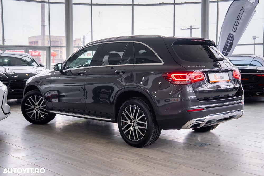 Mercedes-Benz GLC - 7