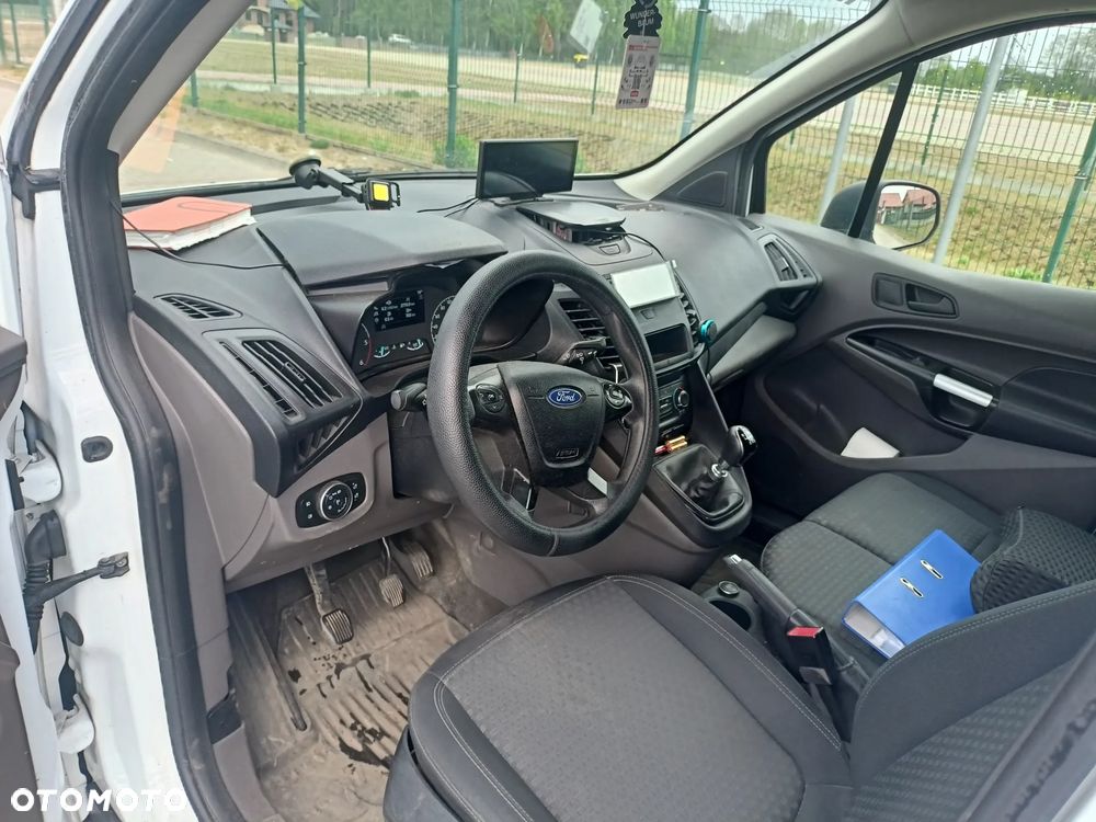 Ford Transit connect - 7