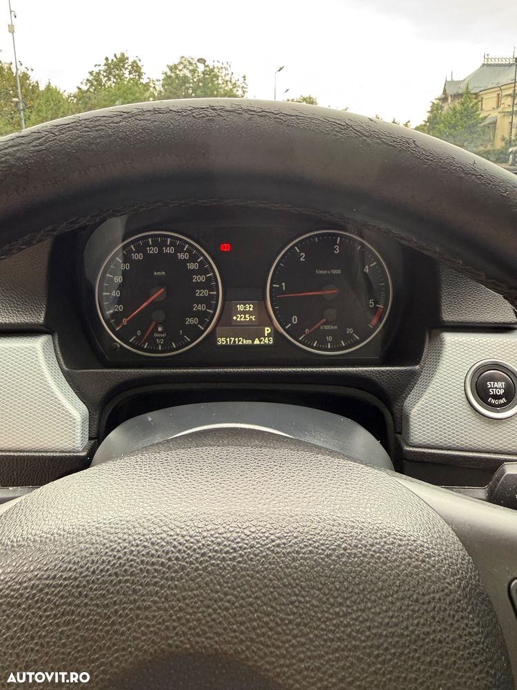 BMW Seria 3 320d Aut. - 7