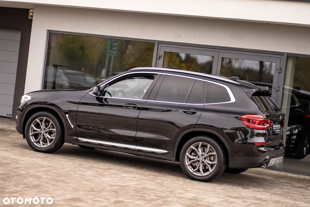 BMW X3 sDrive18d - 18