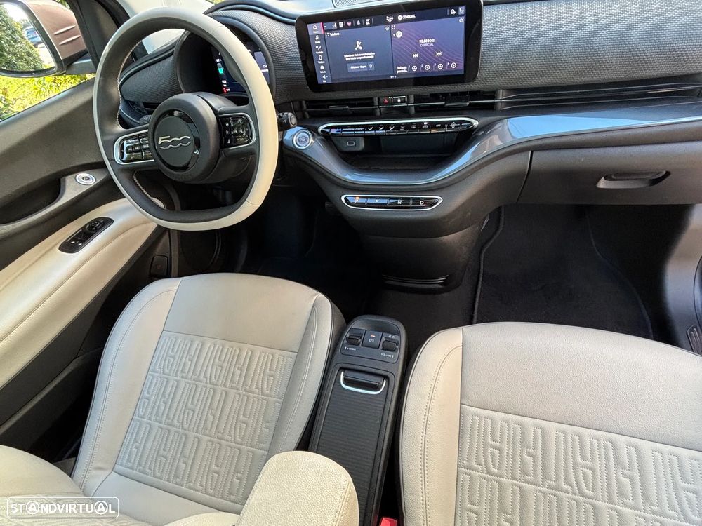 Fiat 500e La Prima - 14