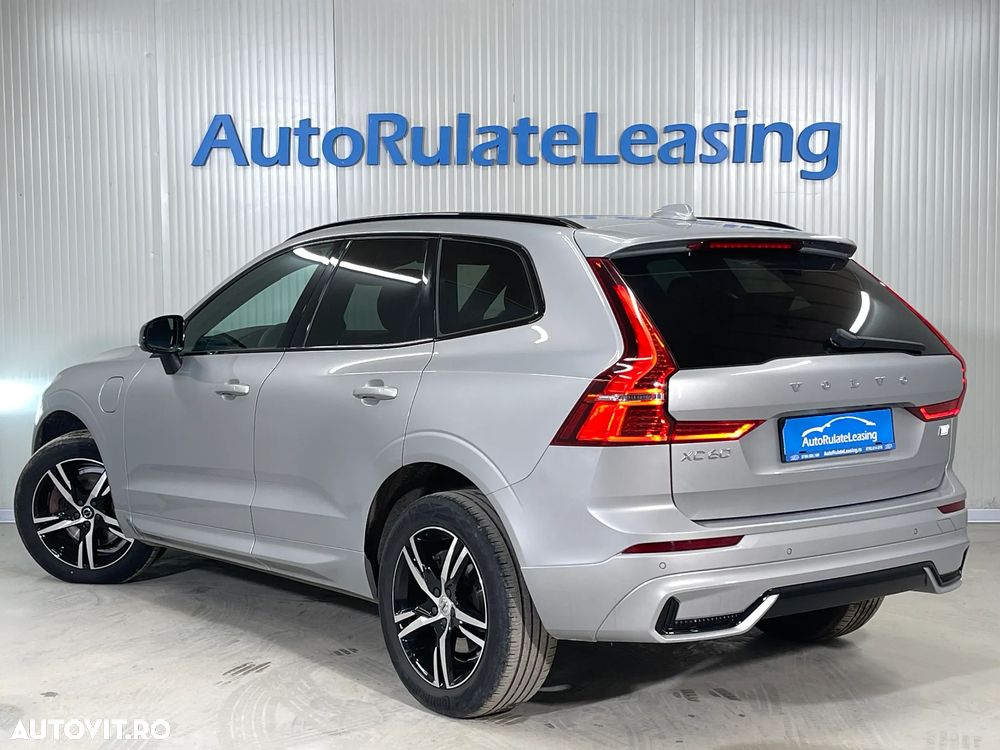 Volvo XC 60 Recharge T8 Twin Engine eAWD R-Design - 4