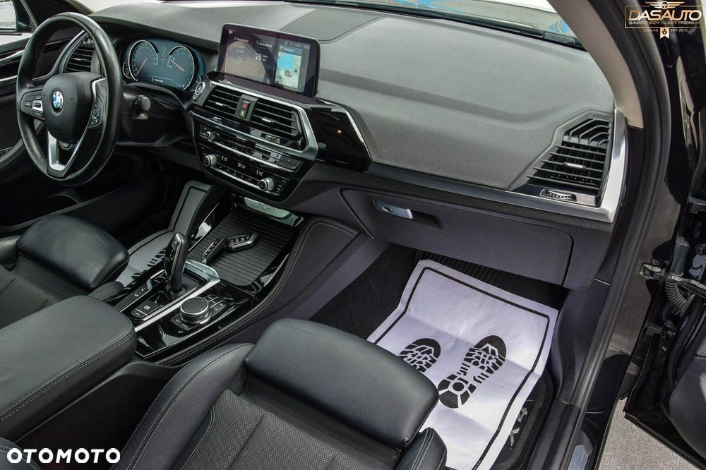 BMW X4 xDrive20i GPF Business Edition sport - 35