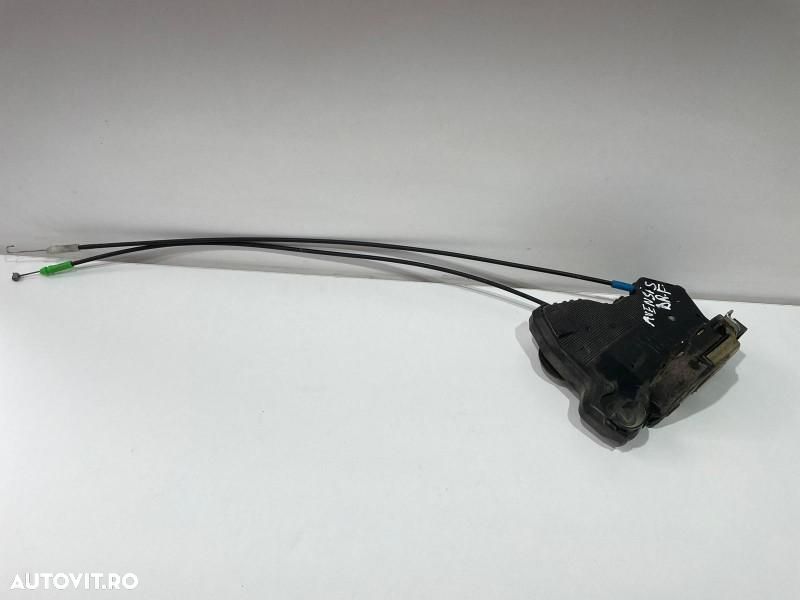 Broasca usa dreapta fata Toyota Avensis 2 T25 [2002 - 2006] - 1