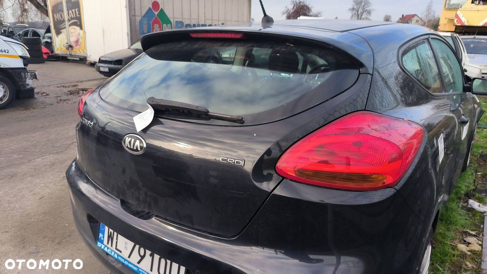 KLAPA BAGAŻNIKA KIA PRO CEED II WK - 4