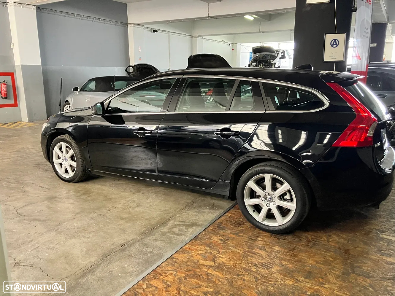 Volvo V60 1.6 D2 Kinetic Eco - 7