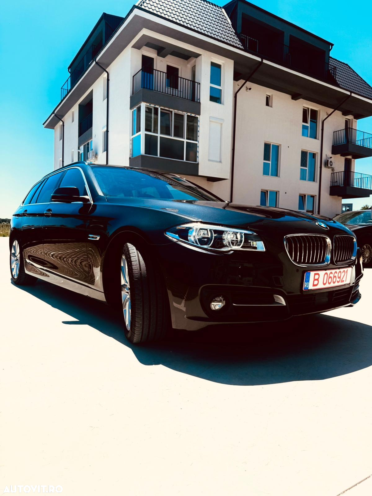 BMW Seria 5 525d xDrive Touring Aut. Luxury Line - 3