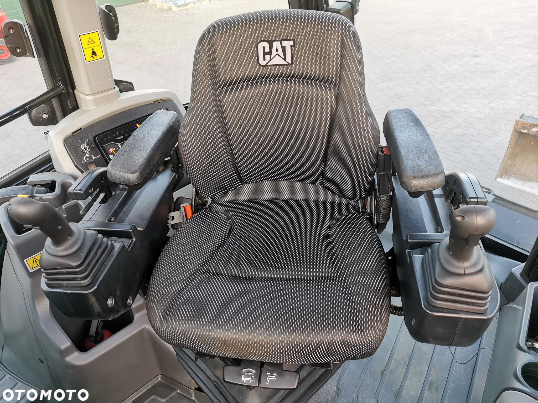 Caterpillar Caterpillar CAT 432F2 2021r łyżka skrętna 2700mth - 18