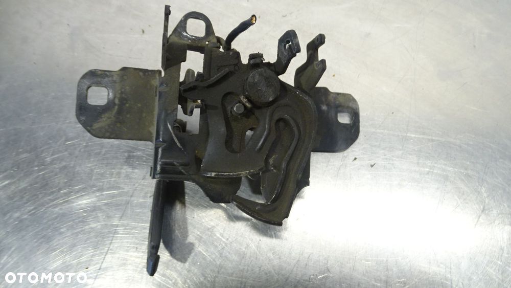ZAMEK MASKI SEAT TOLEDO II 1.8 - 2