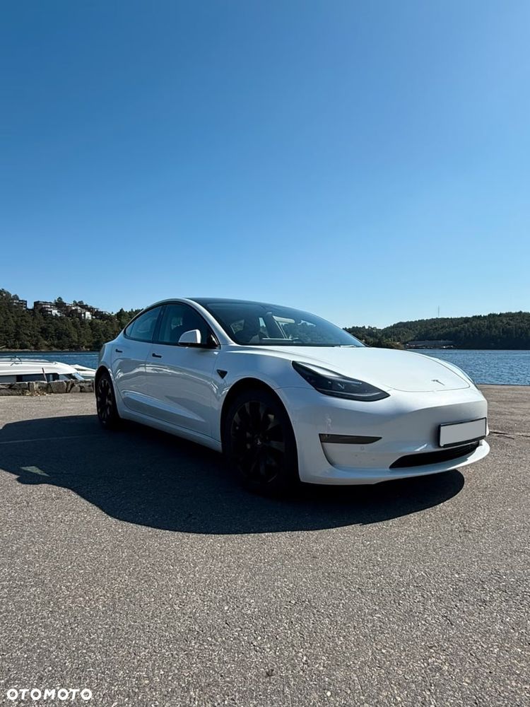 Tesla Model 3 Langstreckenbatterie Allradantrieb Dual Motor - 2