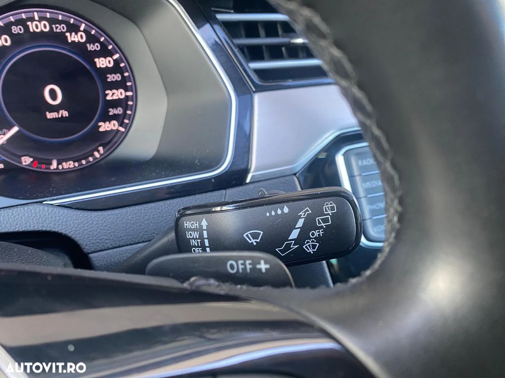 Volkswagen Passat - 24