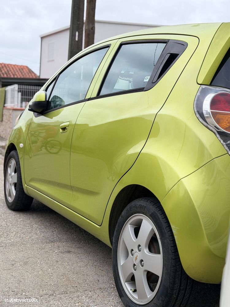 Chevrolet Spark 1.0 L - 3