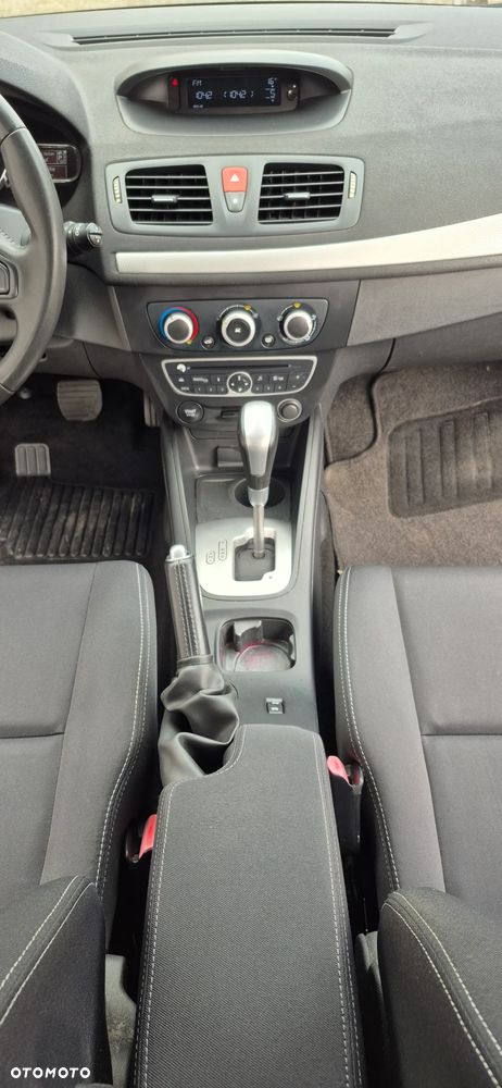 Renault Megane 2.0 16V Bose Edition CVT - 11