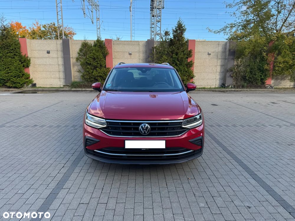 Volkswagen Tiguan - 4
