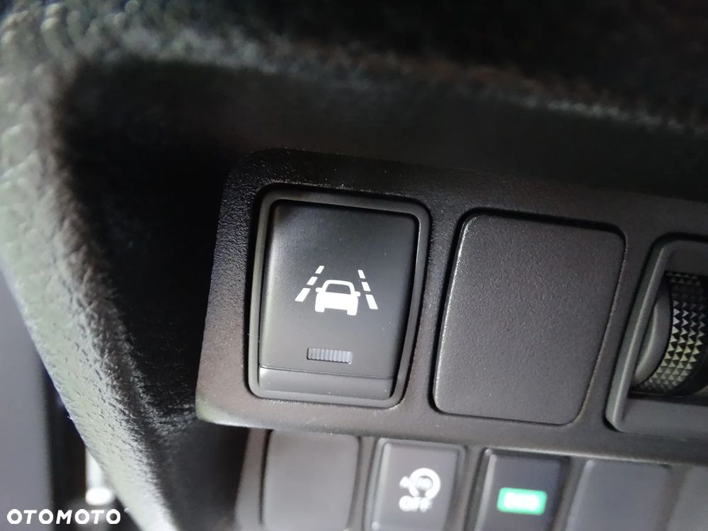 Nissan Qashqai - 16