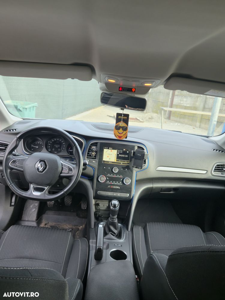Renault Megane 1.5 dCi Expression - 6