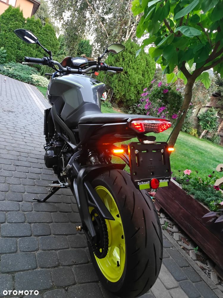 Yamaha MT - 6