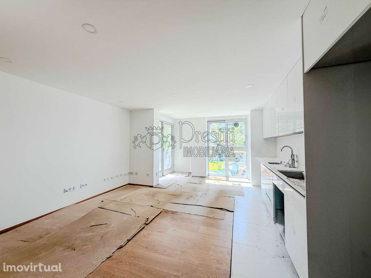 Apartamento T2 para Arrendar em Guimarães - Grande imagem: 2/7