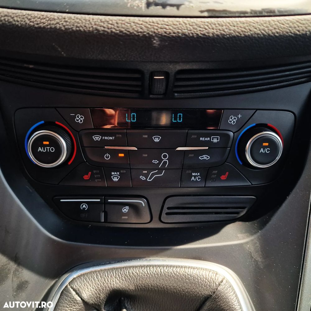 Ford Kuga 1.5 EcoBoost 2WD Trend - 22