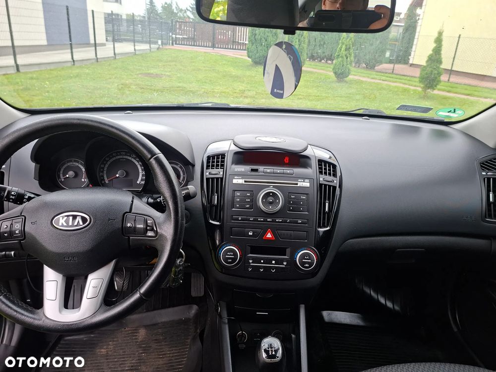 Kia Ceed 2.0 CVVT Spirit - 15