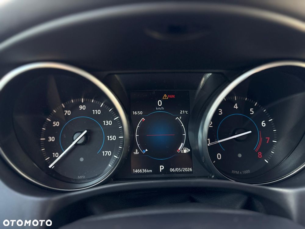 Jaguar XE 25t Prestige - 20