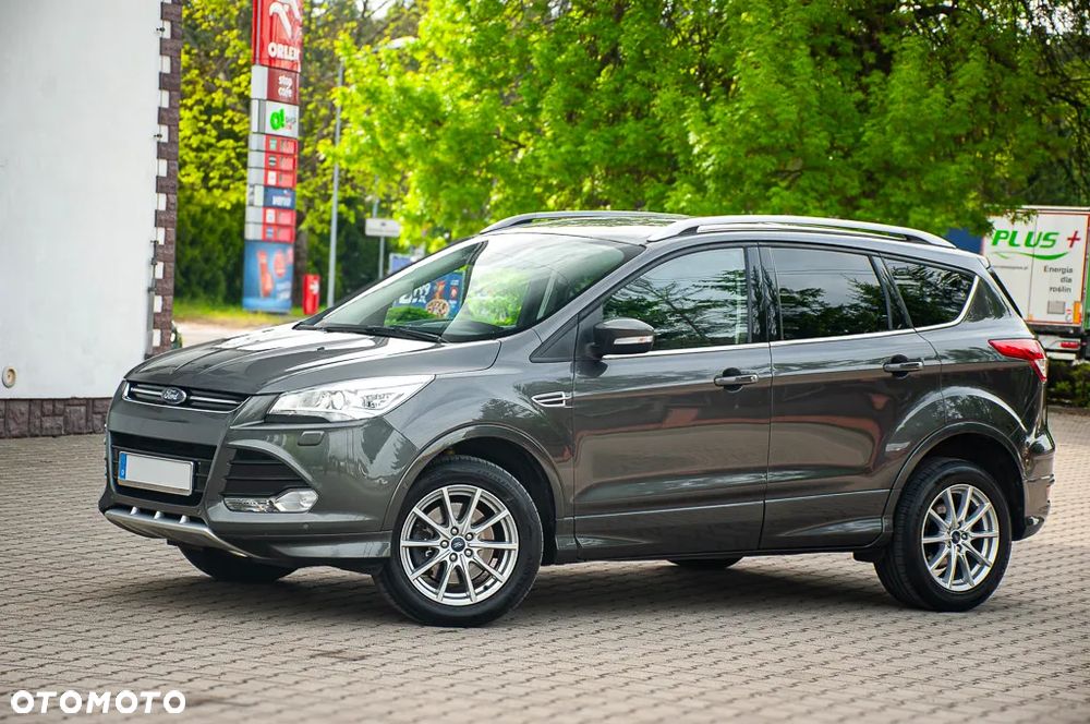 Ford Kuga 2.0 TDCi 4x4 Titanium - 23