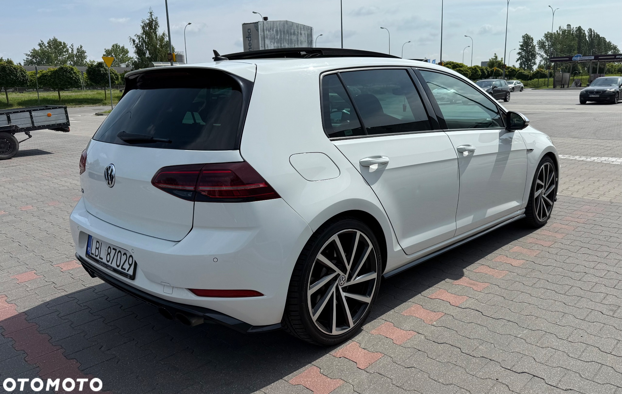 Volkswagen Golf VII 2.0 TSI BMT 4Mot R DSG - 3