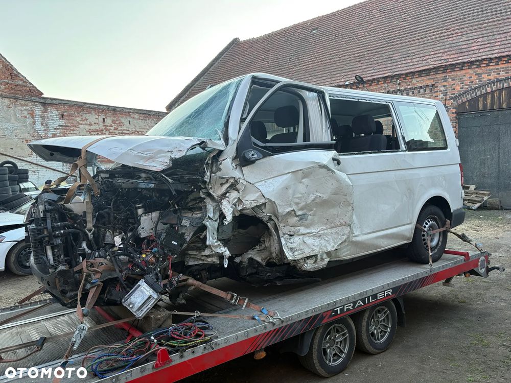 Volkswagen Transporter - 3