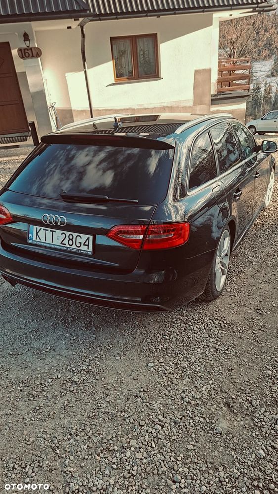Audi A4 Avant 2.0 TDI Quattro Line - 2