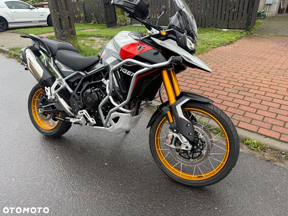 Triumph Tiger - 1