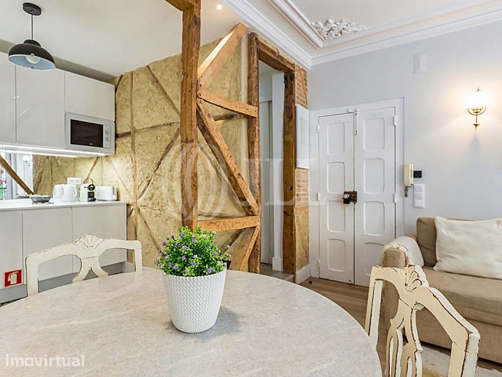 Apartamento T1, com varanda, no Chiado, em Lisboa - Grande imagem: 5/24