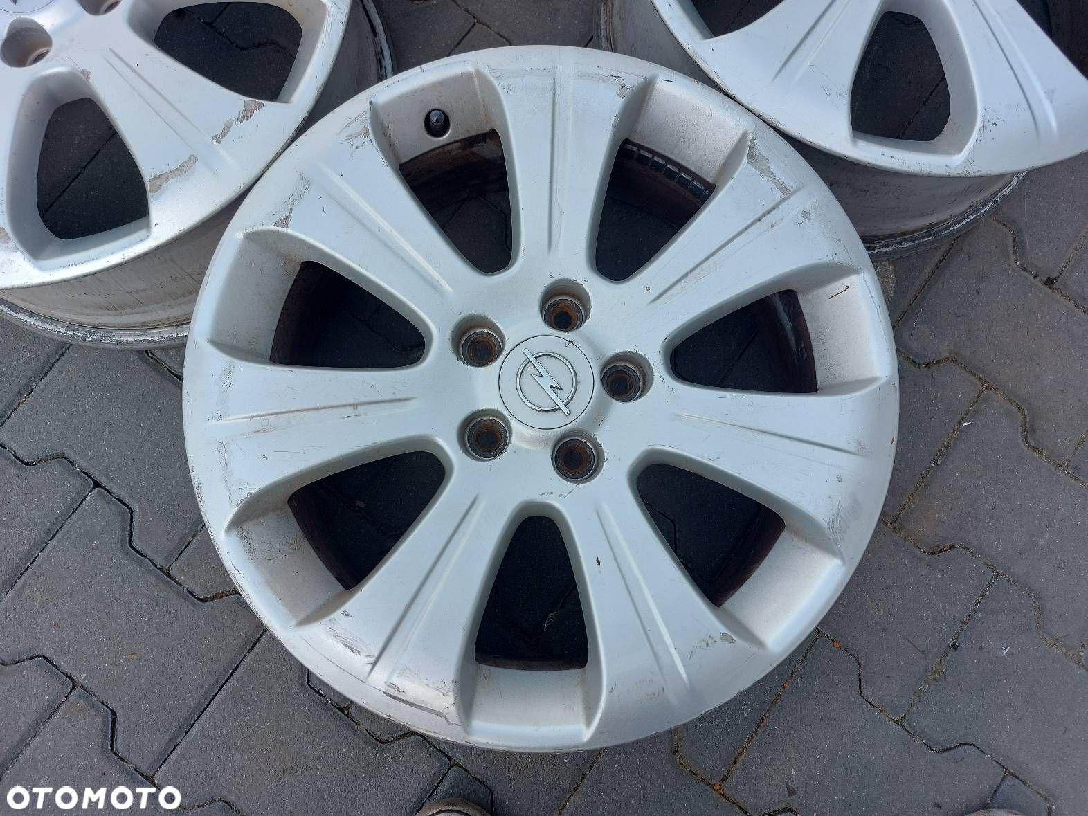 FELGA ALUMINIOWA 4 SZT 5X110 7JX17 ET39 FI 65.1 OPEL OMEGA B FL 13257341 - 3