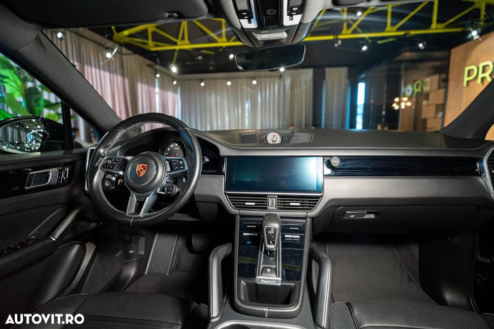 Porsche Cayenne Coupe - 28