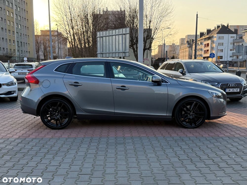 Volvo V40 D4 Drive-E Momentum - 7