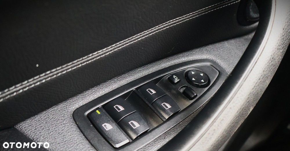 BMW X1 - 29