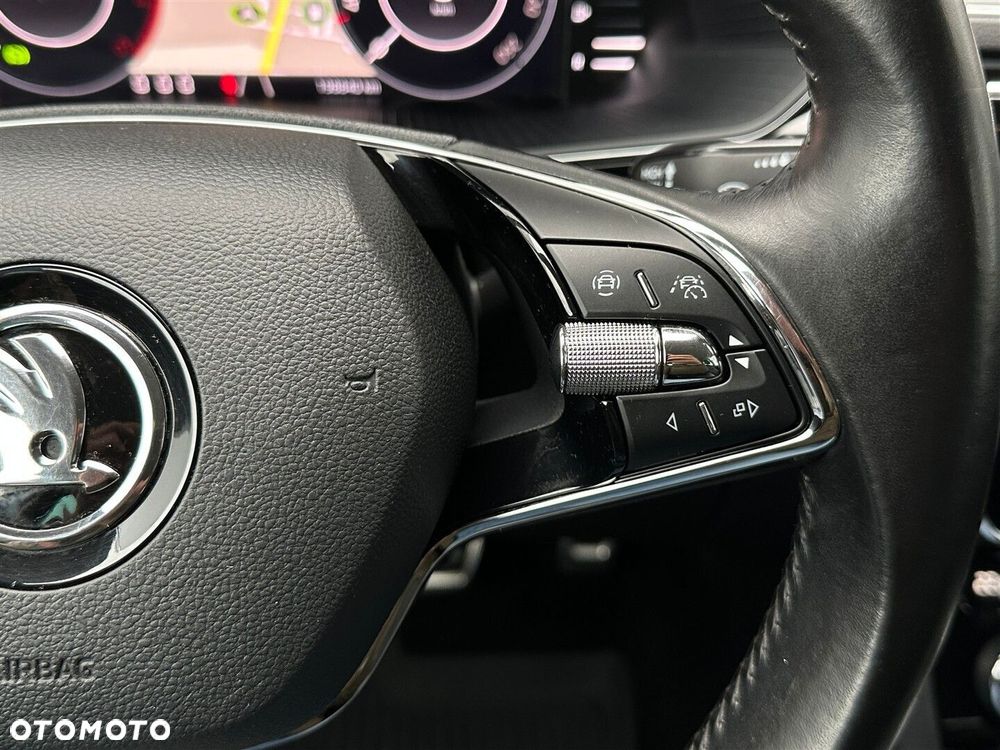 Skoda Superb 2.0 TDI SCR L&K DSG - 20