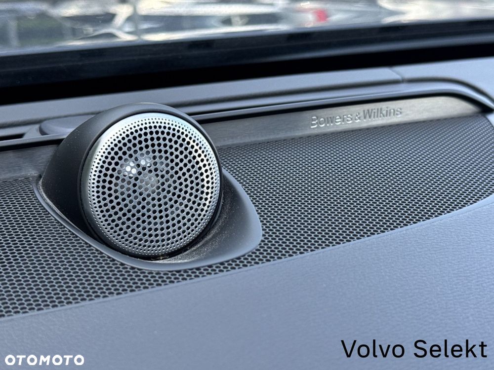 Volvo V90 Cross Country - 29