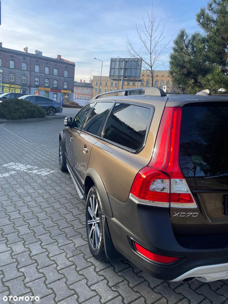 Volvo XC 70 D5 AWD Summum - 3