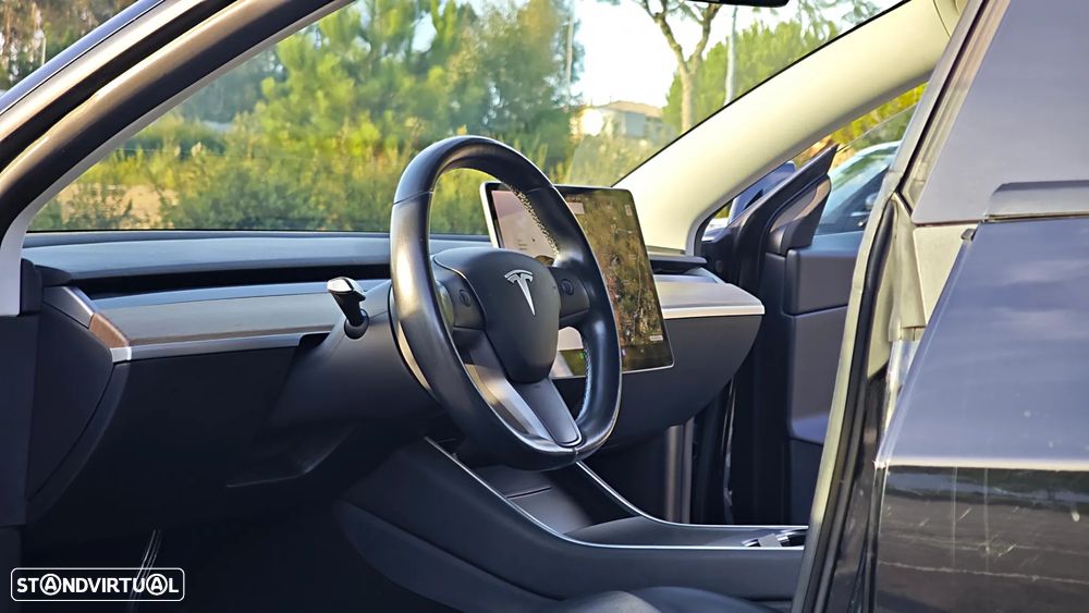 Tesla Model 3 Long-Range Dual Motor AWD - 11