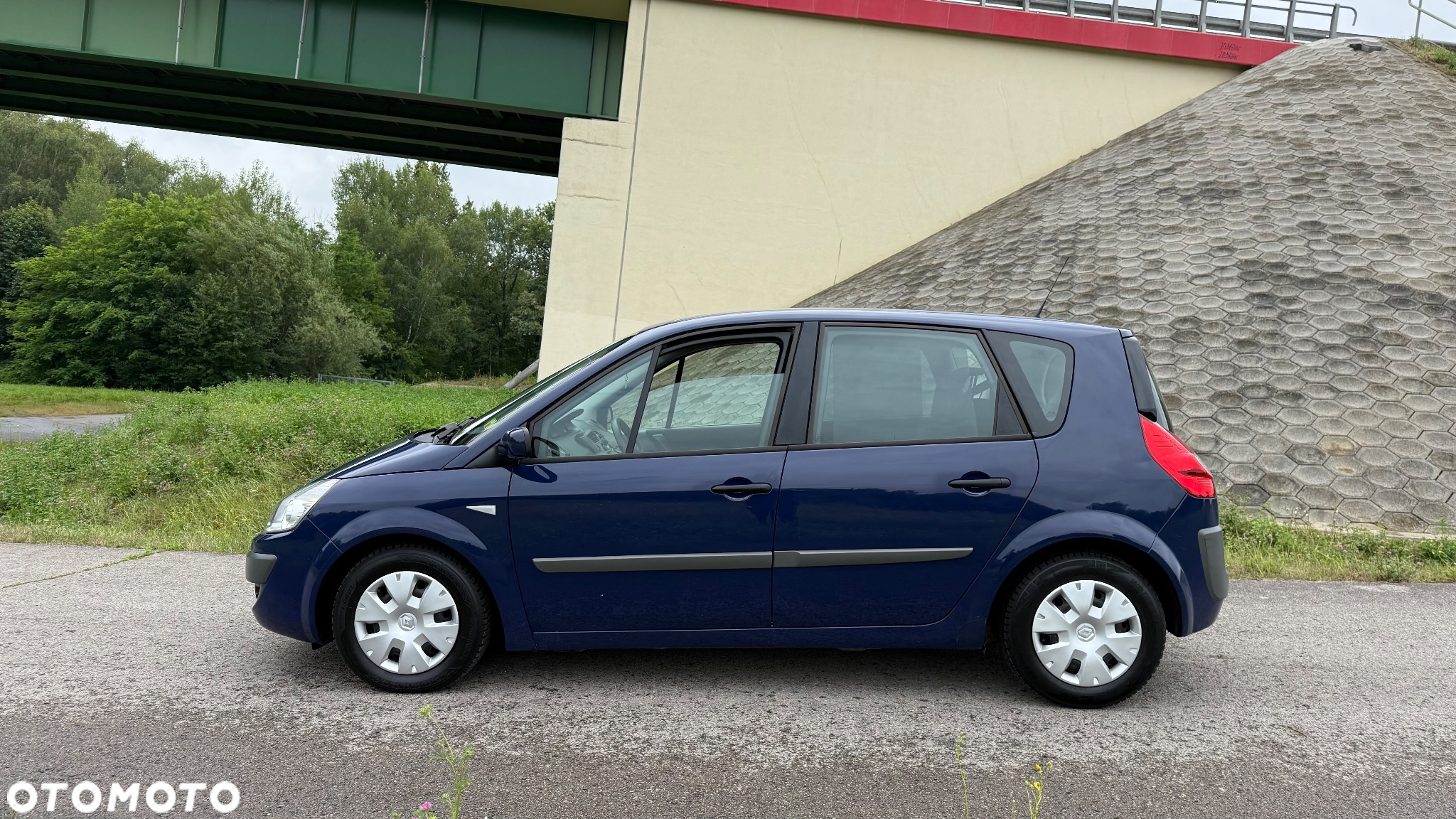 Renault Scenic 1.6 16V Emotion - 5