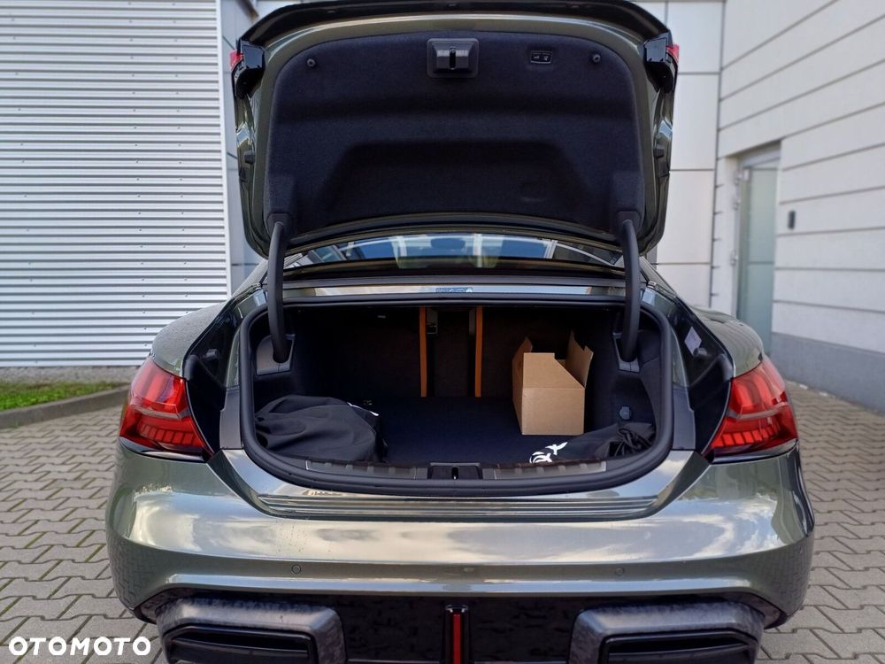 Audi RS e-tron GT - 5