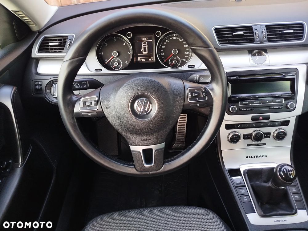 Volkswagen Passat - 7