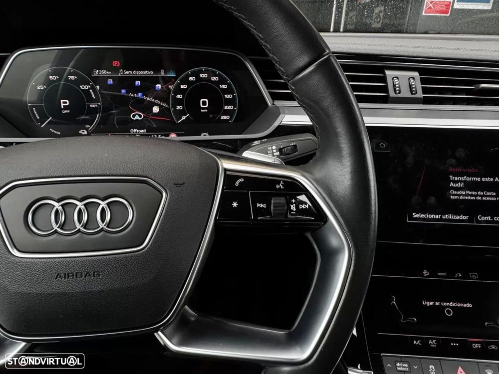 Audi Q8 e-Tron Sportback 55 quattro Advanced - 25