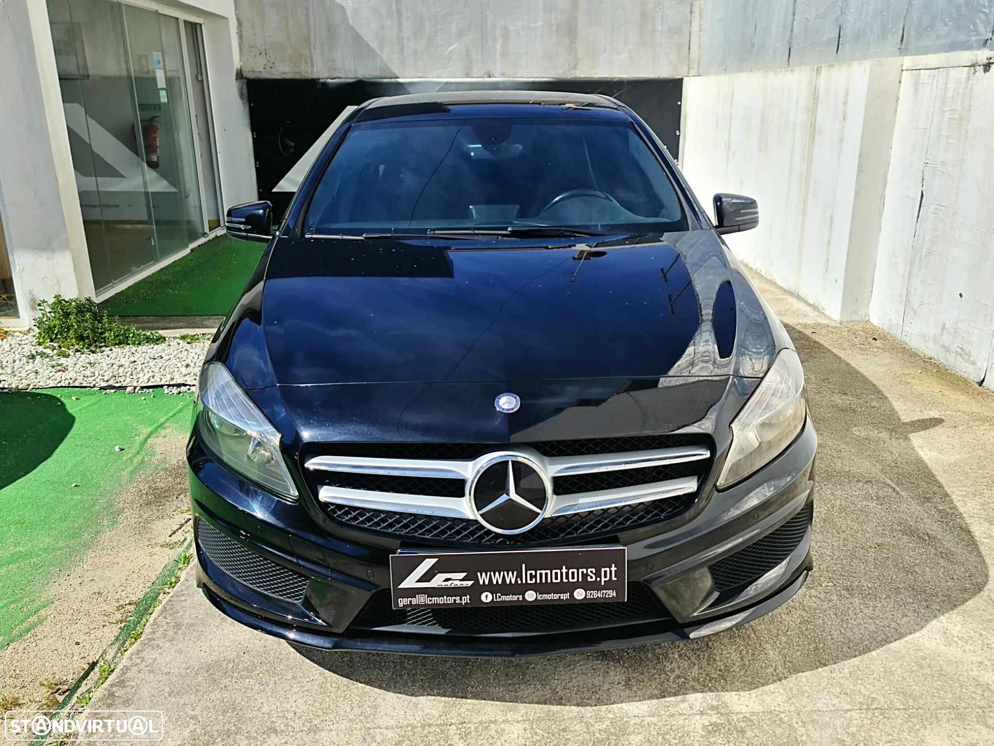 Mercedes-Benz A 180 d 7G-DCT AMG Line - 3
