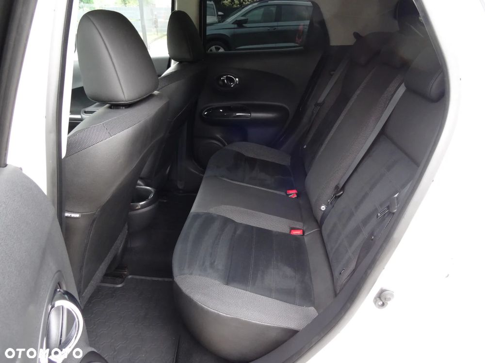 Nissan Juke 1.6 Visia - 29