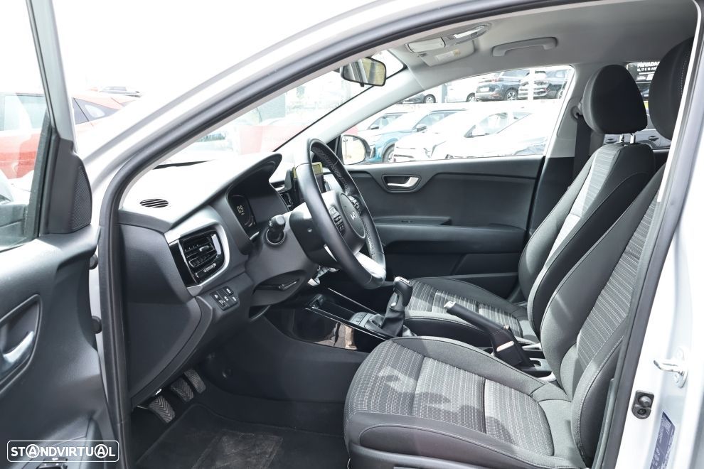 Kia Stonic 1.0 T-GDI Drive - 15