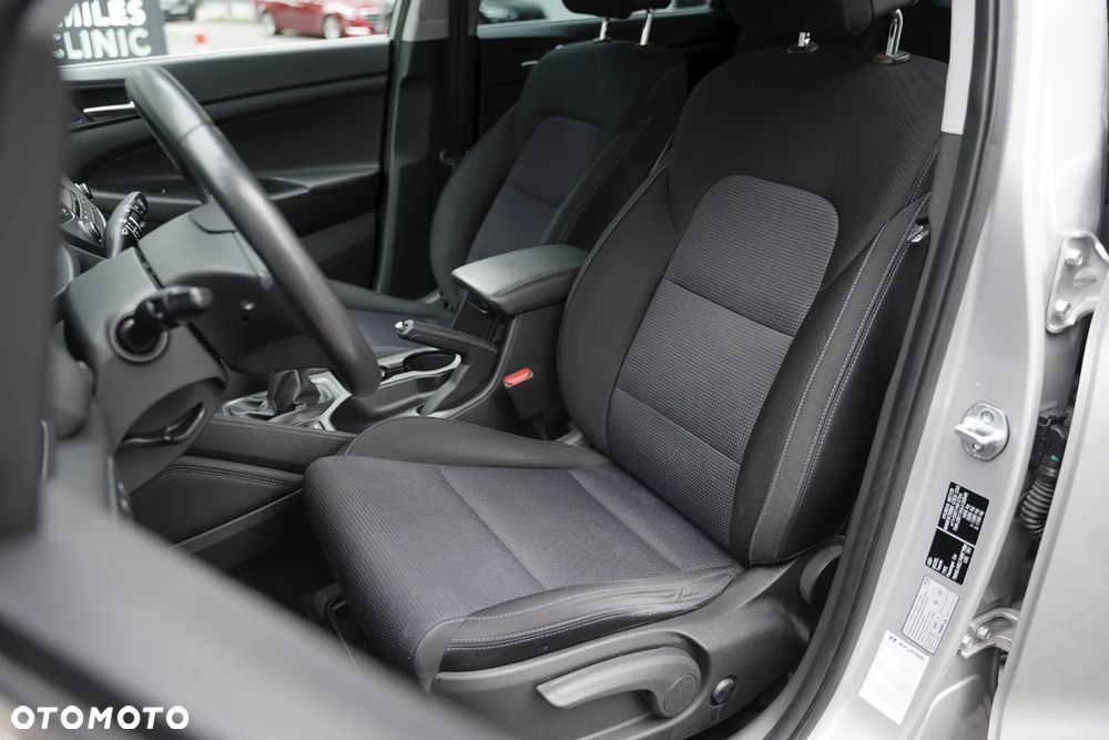 Hyundai Tucson 1.6 GDI BlueDrive TourdePologne 2WD - 28
